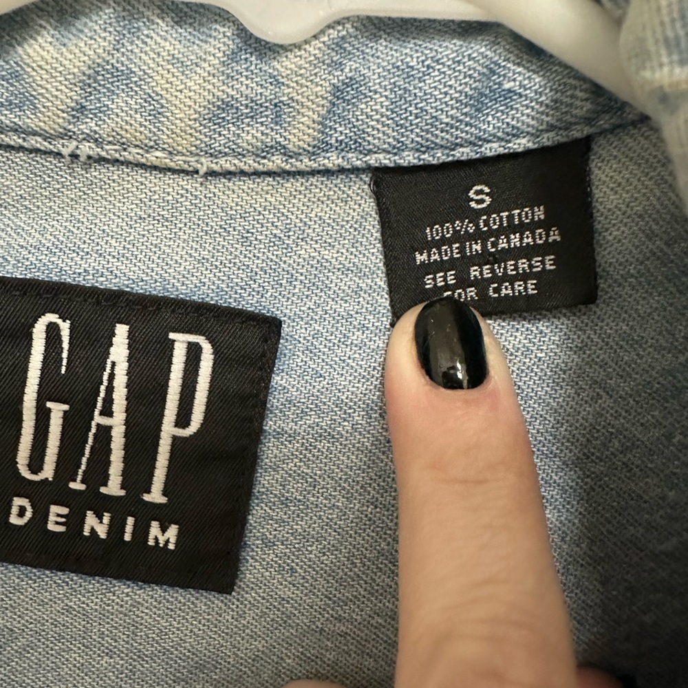 GAP Women's Light Blue Denim Jeans